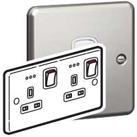 [733071] DP SOCKET OUTLET SYNERGY - 2 GANG SWITCHED +LED - 13 A - 250 V~ - BRUSHED STEEL 